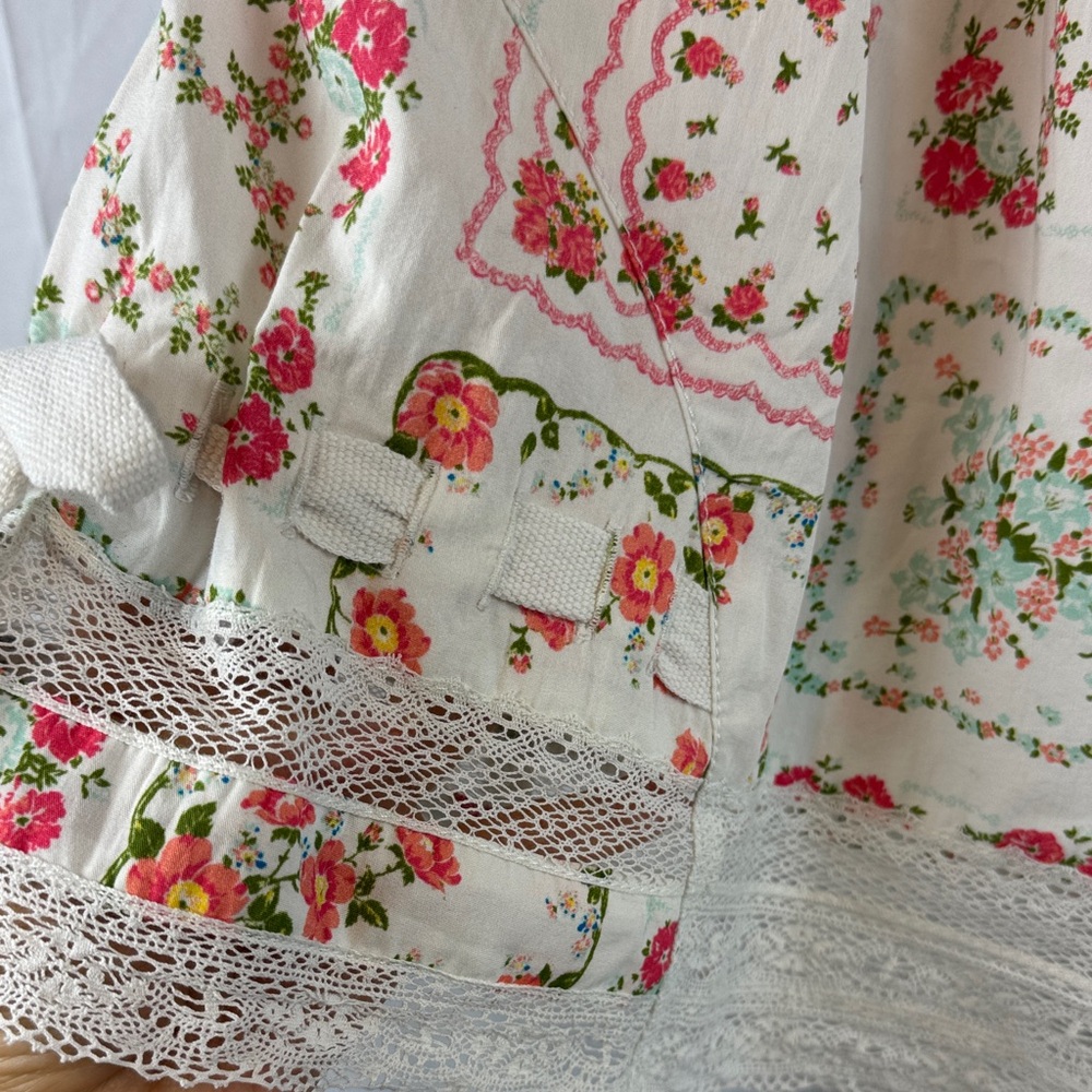 Free People Blooming Lace Ivory‎ Floral Patchwork Lace Trim Shorts Size 4 - NEW - Picture 7 of 12